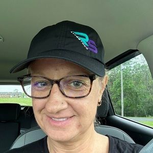 Meet your Posher, Leea